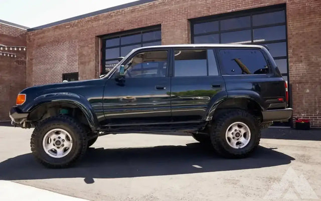 1994 Toyota Land Cruiser — photo 2
