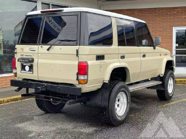1994 Toyota Land Cruiser — photo 2
