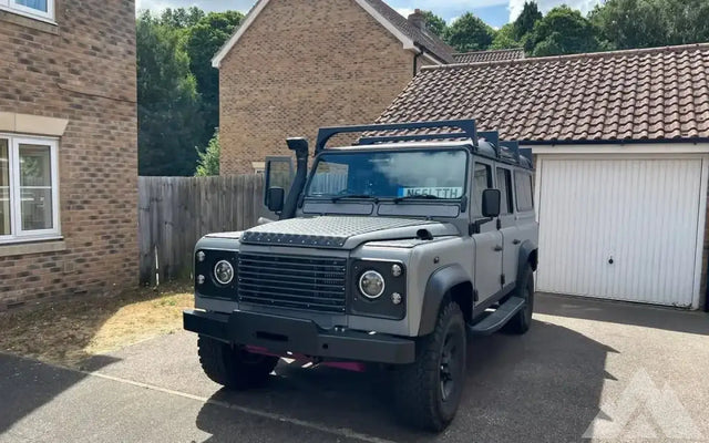 1995 Land Rover Defender 110 — photo 3