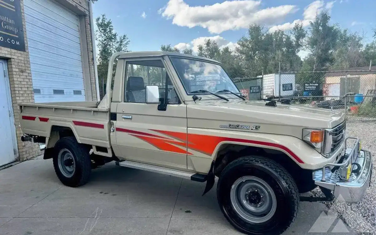 1995 Toyota Land Cruiser — used overland rig for sale in Denver, CO (photo 4) — photo 4