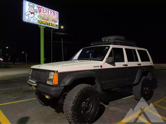 1996 Jeep Cherokee — photo 2