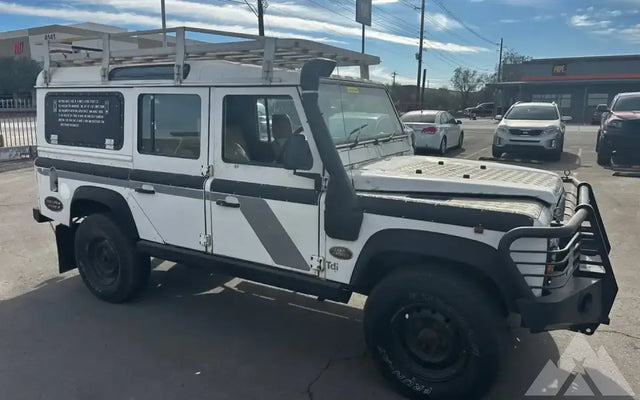 1997 Land Rover Defender 110 — photo 2