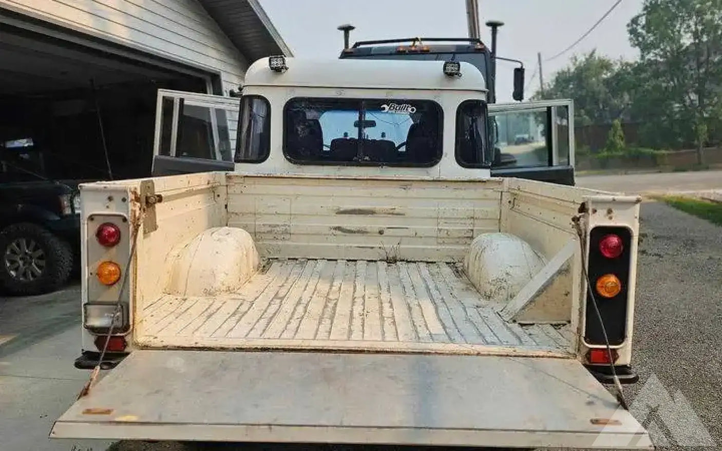 1997 Land Rover Defender 110 — used overland rig for sale in Denver, CO (photo 4)