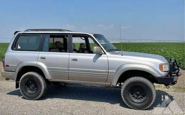 1997 Lexus LX 450 — photo 2