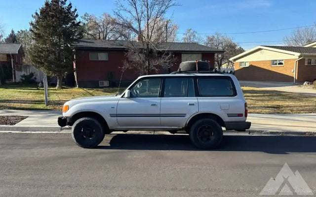 1997 Toyota Land Cruiser — photo 2