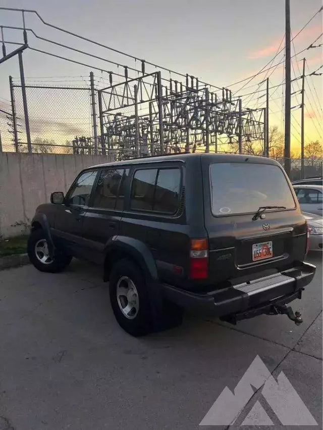 1997 Toyota Land Cruiser — photo 2
