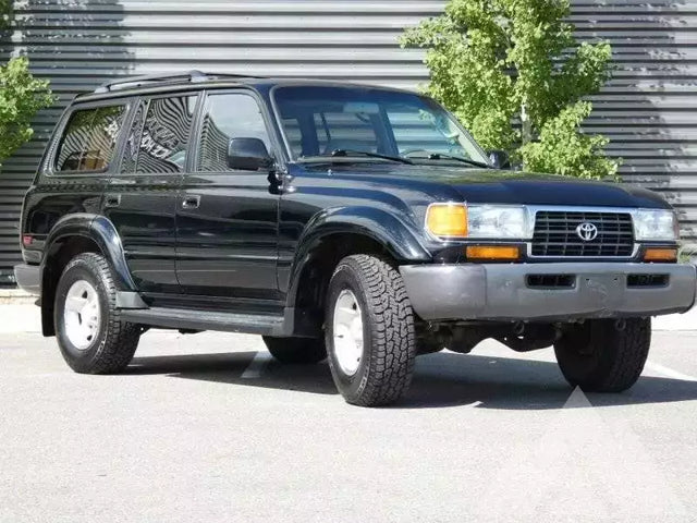 1997 Toyota Land Cruiser — photo 2