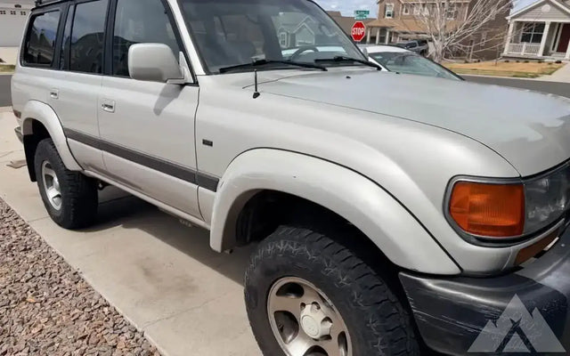 1997 Toyota Land Cruiser — photo 2