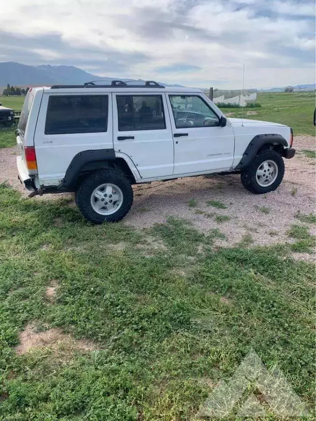 1998 Jeep Cherokee — photo 3
