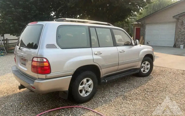 1998 Toyota Land Cruiser — photo 2