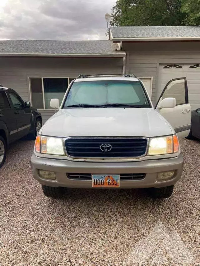 1998 Toyota Land Cruiser — photo 2