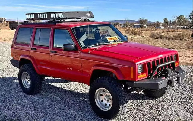 1999 Jeep Cherokee — photo 2