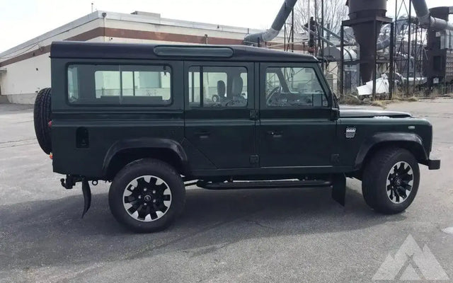1999 Land Rover Defender 110 — photo 3