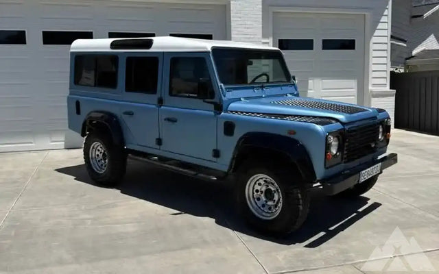 1999 Land Rover Defender 110 — photo 2