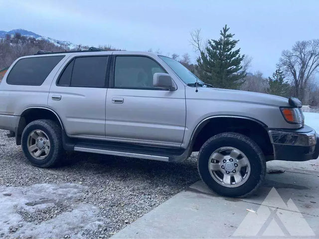 1999 Toyota 4Runner — photo 2