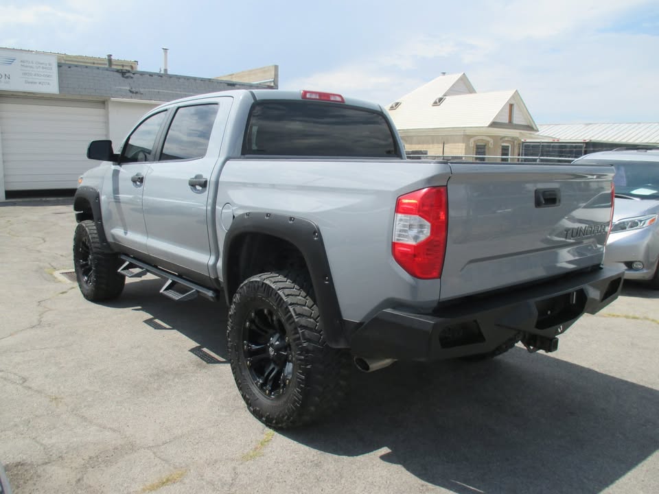 2018 Toyota Tundra CrewMax Limited 4x4 — photo 5