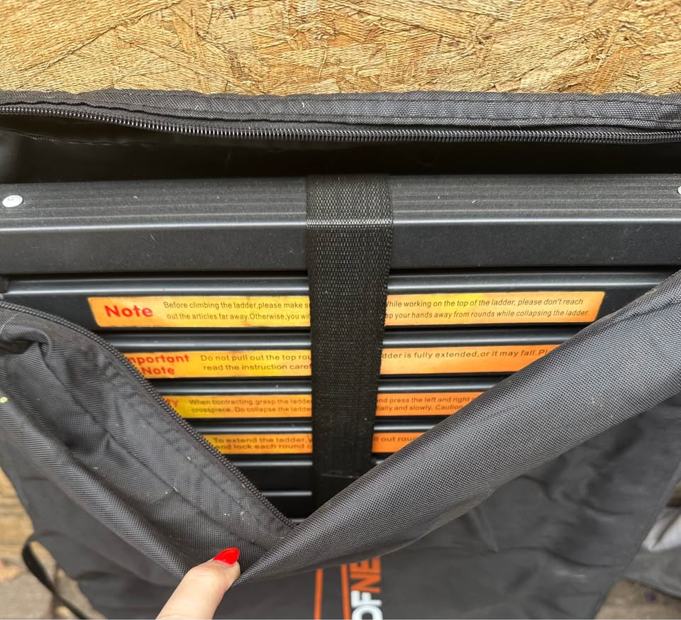 Roofnest Falcon Pro Hard Shell Rooftop Tent – Excellent Condition in San Mateo, CA (photo 3)