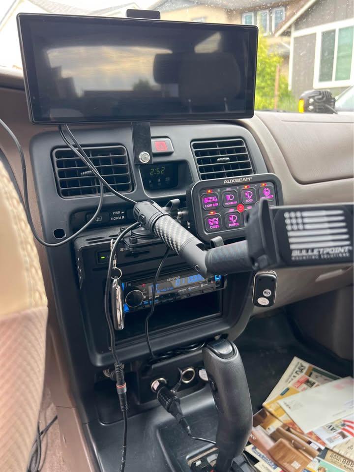 2000 Toyota 4Runner · Limited Sport Utility 4D in Rancho Cordova, CA (photo 5)