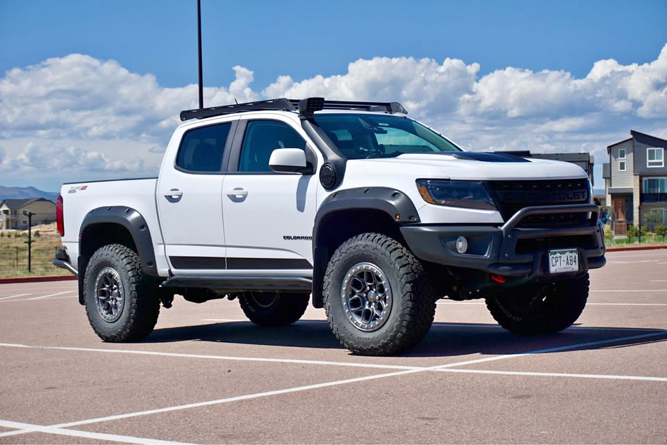 2022 Chevrolet Colorado Crew Cab · Chevy Colorado ZR2 Bison in Colorado Springs, CO (photo 1)