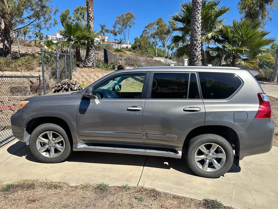 2013 Lexus GX · GX 460 Premium Sport Utility 4D in Camarillo, CA (photo 1) — photo 1