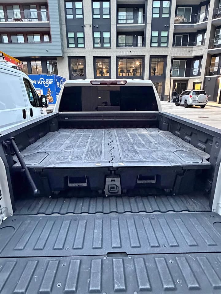Decked Drawer System 1500 GMC/SILV in Lone Tree, CO (photo 1) — photo 1