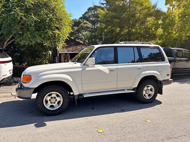 1997 Toyota Landcruiser in Hillsborough, CA (photo 1)