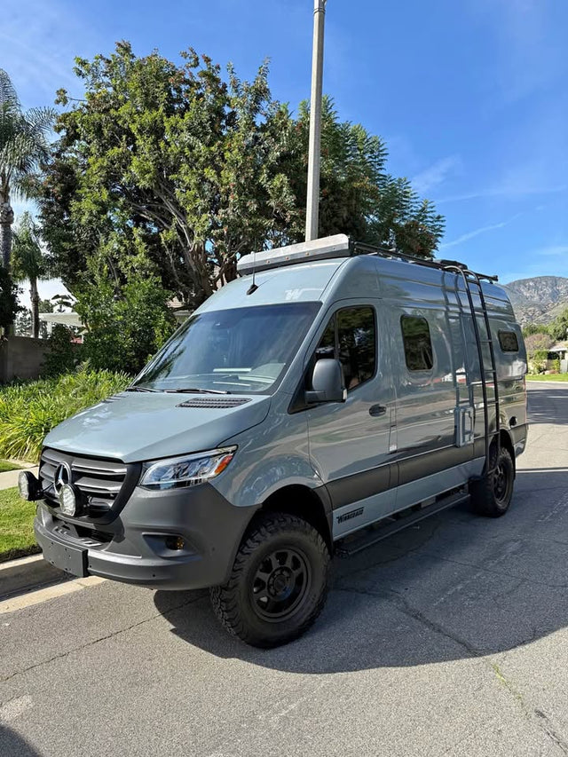 2021 Mercedes-Benz Revel · 4x4 in Yorba Linda, CA (photo 1)