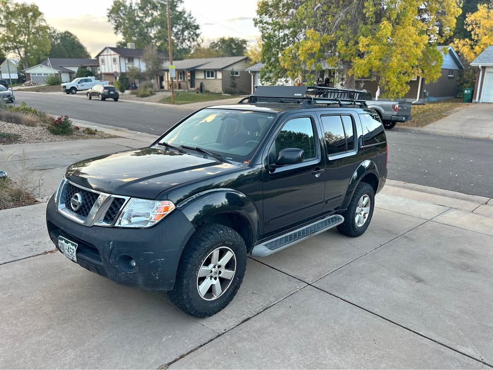 2011 Nissan Pathfinder · S Sport Utility 4D in Denver, CO (photo 1)