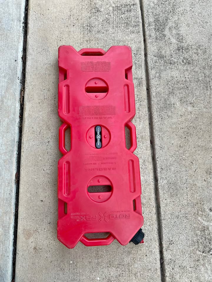 ROTOPAX 4 gallon fuel pack in Keller, TX (photo 1) — photo 1