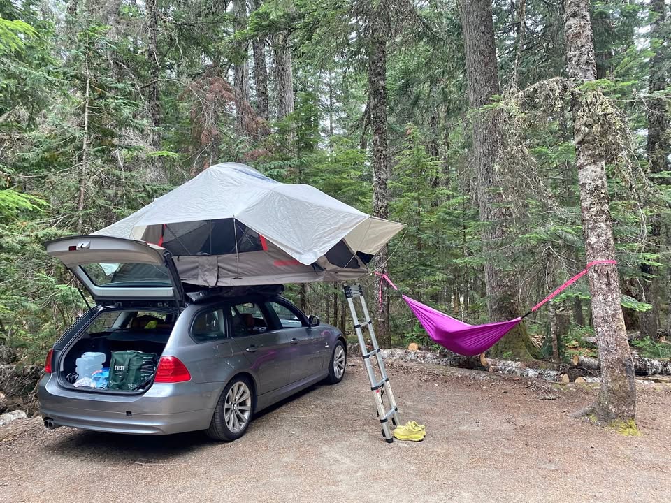 Yakima SkyRise HD 3 Person rooftop tent in Seattle, WA (photo 1) — photo 1