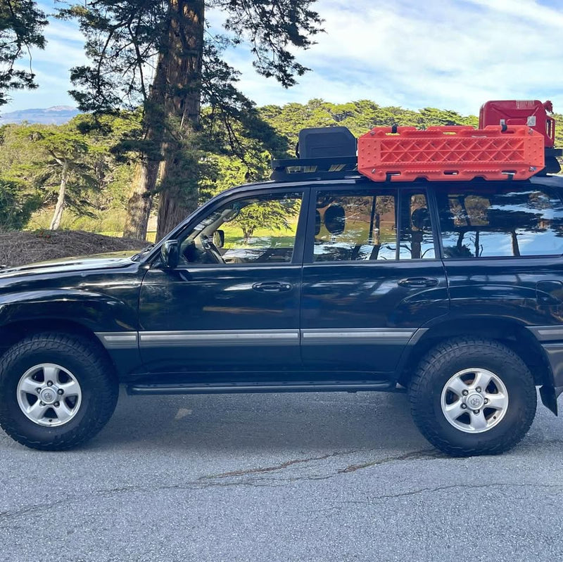 2000 Toyota Landcruiser in San Francisco, CA (photo 1) — photo 1