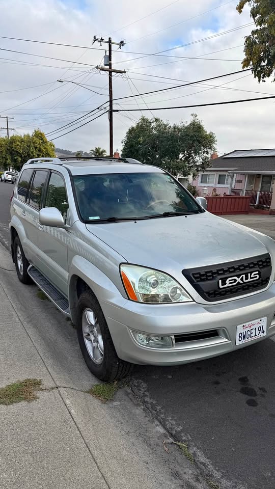 2004 Lexus GX · GX 470 Sport Utility 4D in San Lorenzo, CA (photo 1)