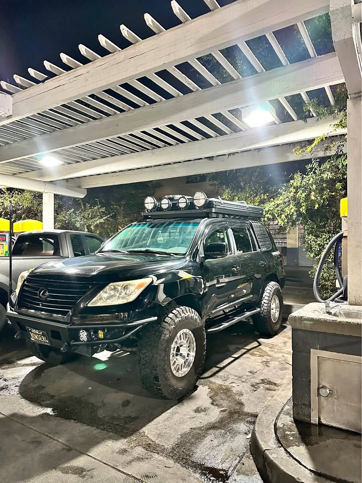 2010 Lexus LX · LX 570 Sport Utility 4D in Aliso Viejo, CA (photo 1) — photo 1
