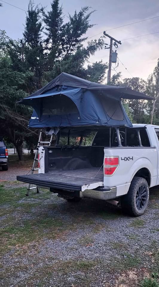 Thule Tepui Rooftop Tent w/ Thule bed rack in Klamath Falls, OR (photo 1) — photo 1