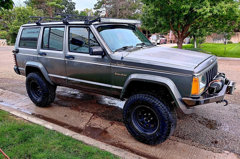 1989 Jeep Cherokee XJ Limited in Nampa, ID (photo 1)
