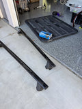 Rhino Rack Pioneer platform, Vortex rails, 200L bag