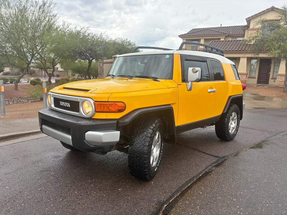 2010 Toyota FJ Cruiser in Surprise, AZ (photo 1) — photo 1