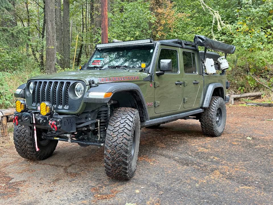2023 Jeep Gladiator · Rubicon Pickup 4D 5 ft in Eugene, OR (photo 1) — photo 1