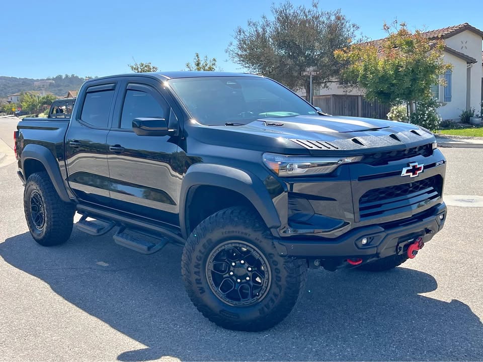 2024 Chevrolet Colorado Crew Cab · ZR2 Pickup 4D 5 ft in Santa Maria, CA (photo 1) — photo 1