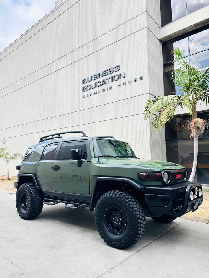 2011 Toyota FJ Cruiser · Trail Team Edition in Garden Grove, CA (photo 1) — photo 1