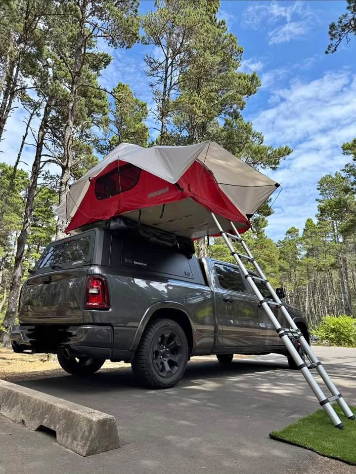 Yakima Skyrise Rooftop Tent in Bend, OR (photo 1) — photo 1