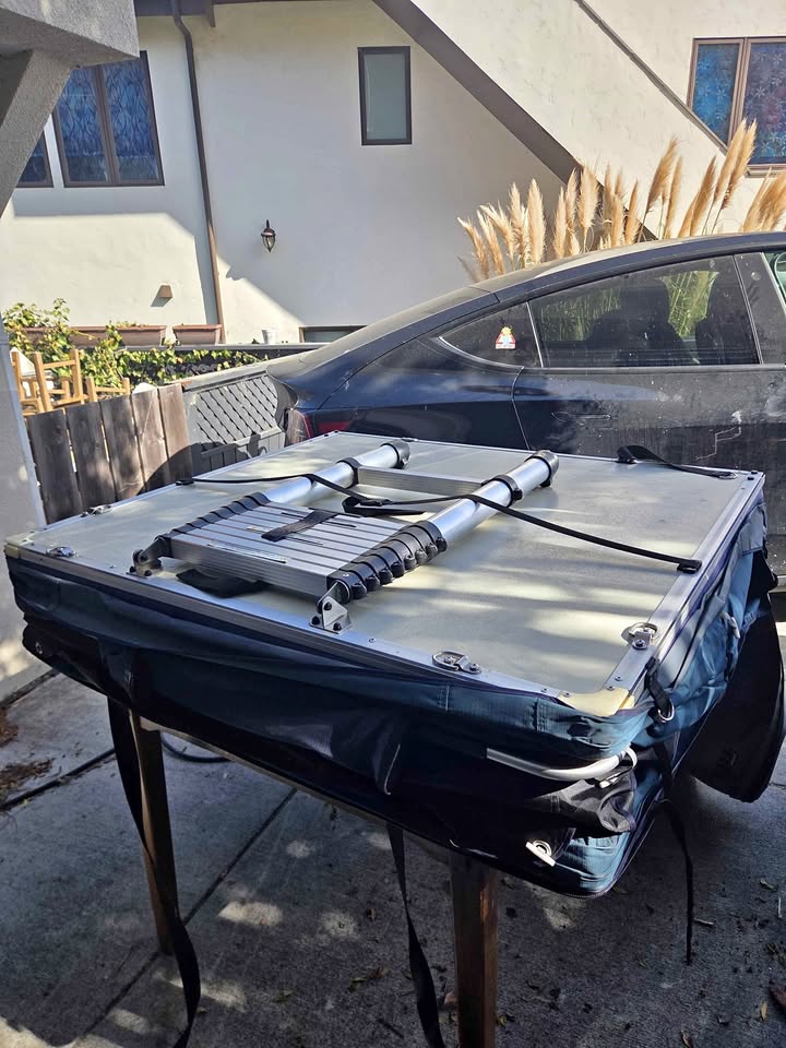 Thule Tepui Explorer Ayer 2P RTT in San Bruno, CA (photo 1) — photo 1