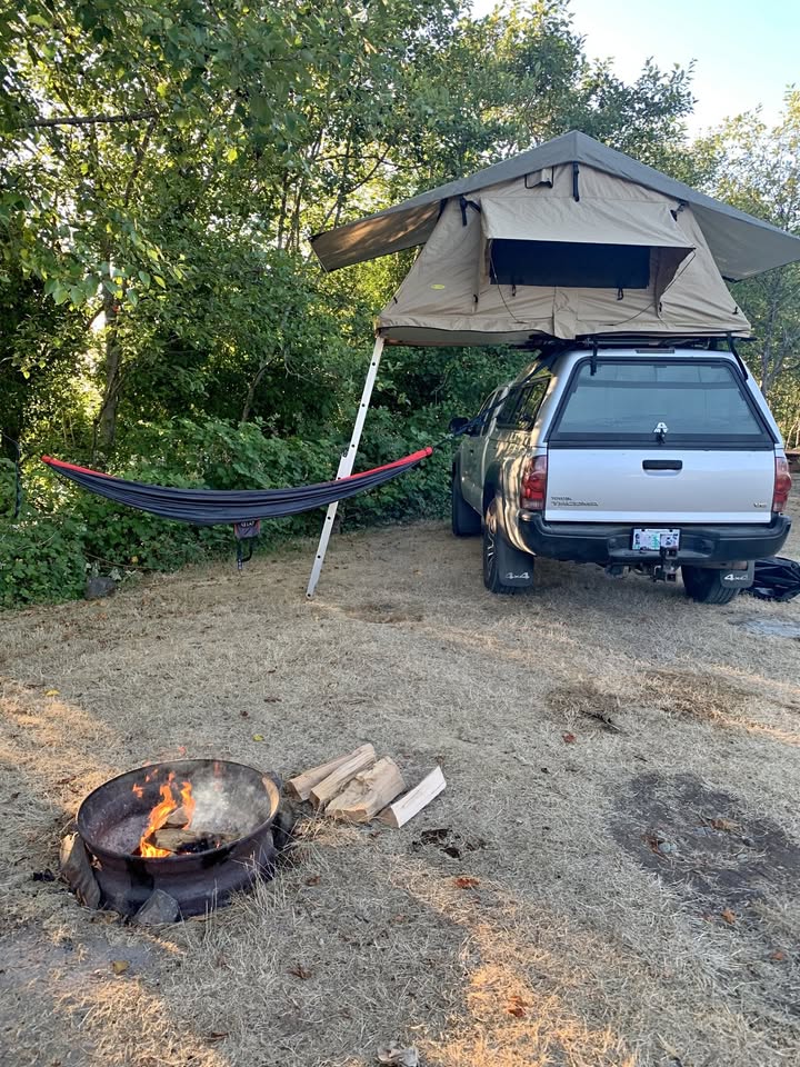 Smittybilt Rooftop Tent in Gresham, OR (photo 1) — photo 1