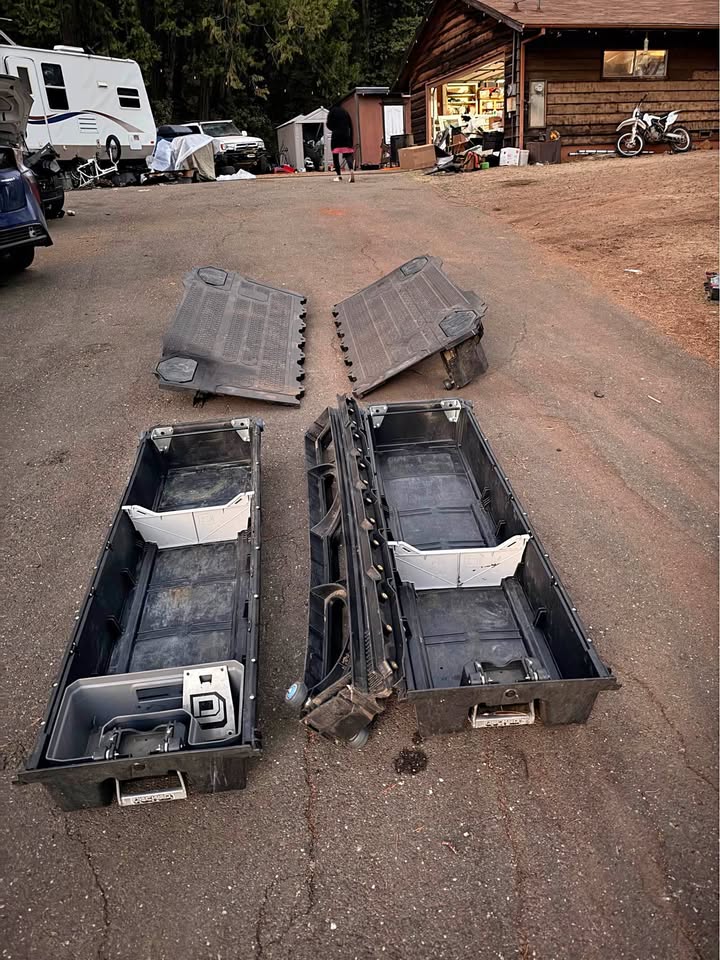 DECKED Truck Bed Drawer System – RAM 1500 5’7” Bed – $750 OB in North Highlands, CA (photo 1) — photo 1