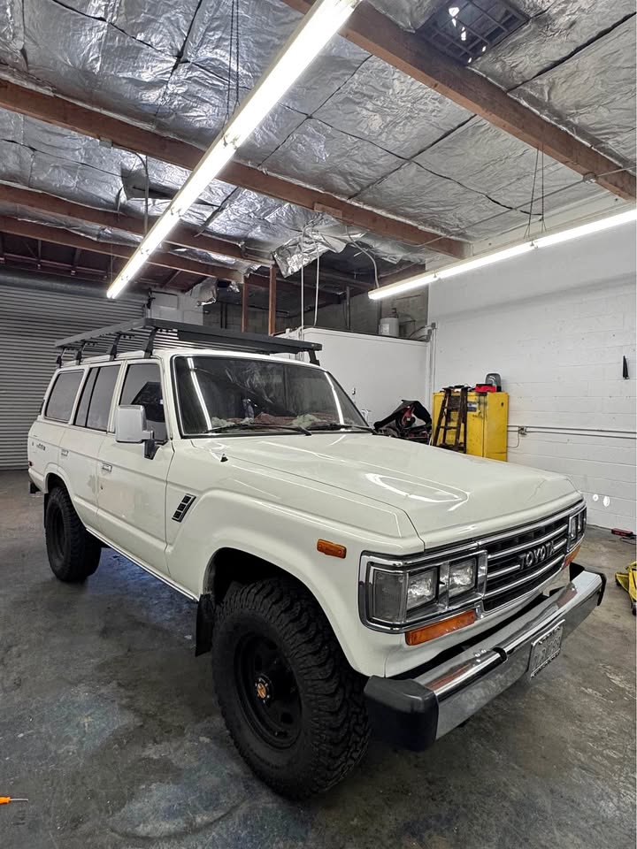 1988 Toyota Landcruiser · Sport Utility 4D in Gardena, CA (photo 1) — photo 1