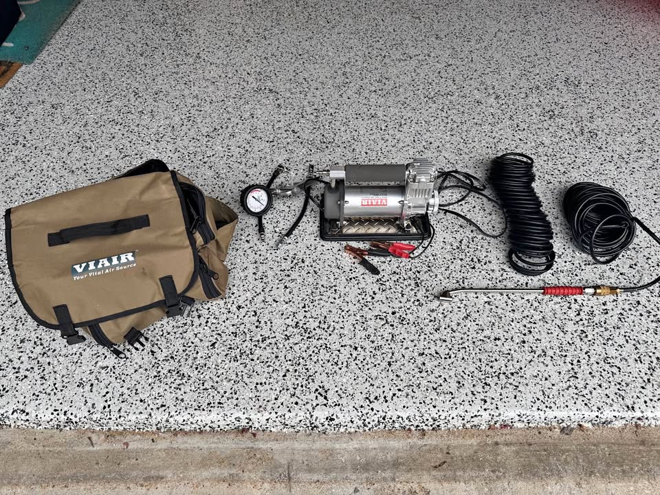 VIAIR 400P-RV 12V Portable Air Compressor Kit, 150 PSI in The Colony, TX (photo 1)