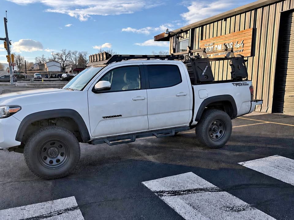 Leitner Bedrack (5ft) with accessories in Colorado Springs, CO (photo 1)