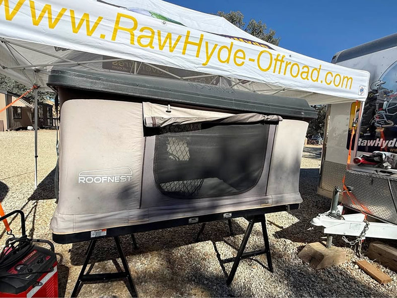 Roofnest “Sparrow” rooftop tent in Castaic, CA (photo 1) — photo 1