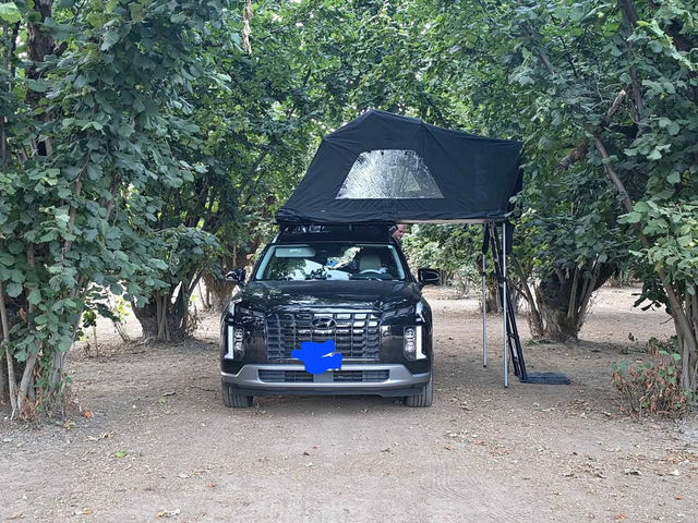 ​Amazing 4–5 Person Rooftop Tent in superb condition in Redmond, WA (photo 1)