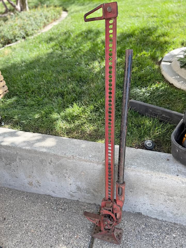 Vintage Hi-Lift HL-480 Cast Steel Jack 48”. Off Road, Farm, 4x4, multi use in Salt Lake City, UT (photo 1) — photo 1